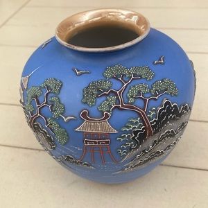 Vintage hand painted Japanese vase.